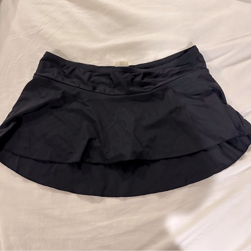 Motherhood Maternity swim bottoms, skirt style, size M